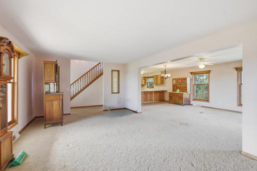 30224 Lexington Road, Le Sueur, MN 56058