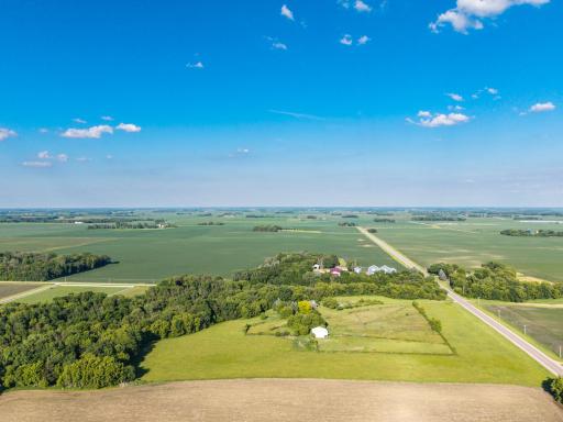 30224 Lexington Road, Le Sueur, MN 56058