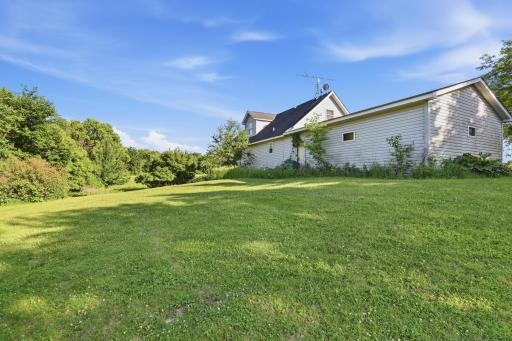 30224 Lexington Road, Le Sueur, MN 56058