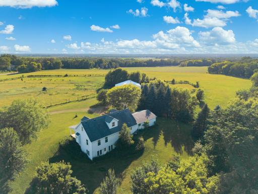 30224 Lexington Road, Le Sueur, MN 56058