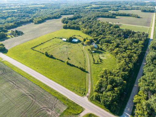 30224 Lexington Road, Le Sueur, MN 56058