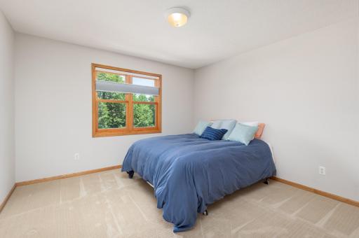 10051 Gristmill Ridge, Eden Prairie, MN 55347