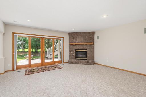 10051 Gristmill Ridge, Eden Prairie, MN 55347