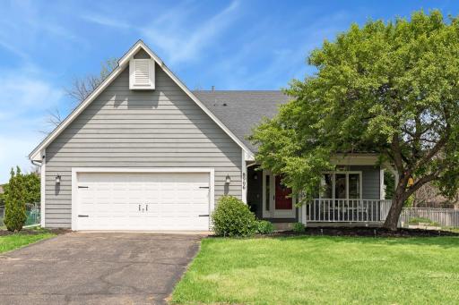 8906 Woodhall Crossing N, Minneapolis, MN 55443