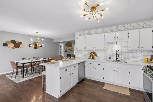 8906 Woodhall Crossing N, Minneapolis, MN 55443