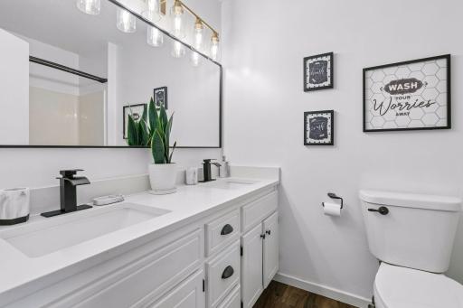 8906 Woodhall Crossing N, Minneapolis, MN 55443