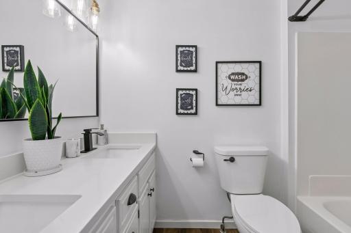 8906 Woodhall Crossing N, Minneapolis, MN 55443
