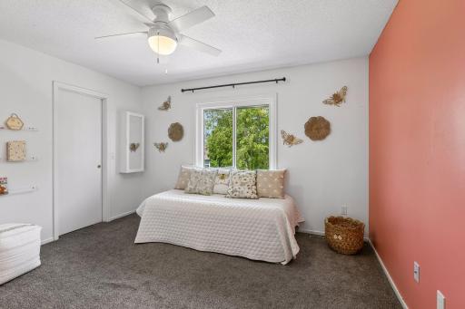 8906 Woodhall Crossing N, Minneapolis, MN 55443