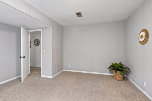 8906 Woodhall Crossing N, Minneapolis, MN 55443