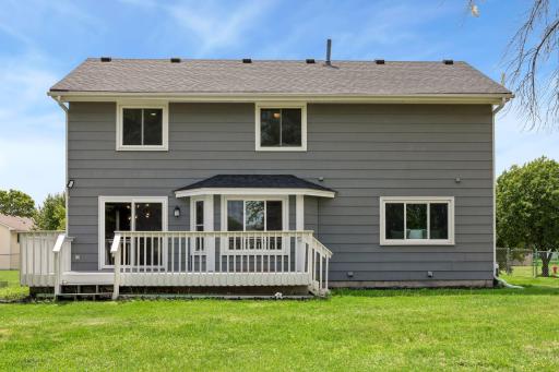 8906 Woodhall Crossing N, Minneapolis, MN 55443