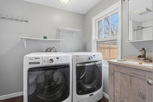 2436 Oakes Avenue, Superior, WI 54880