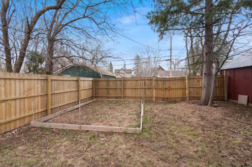 2436 Oakes Avenue, Superior, WI 54880