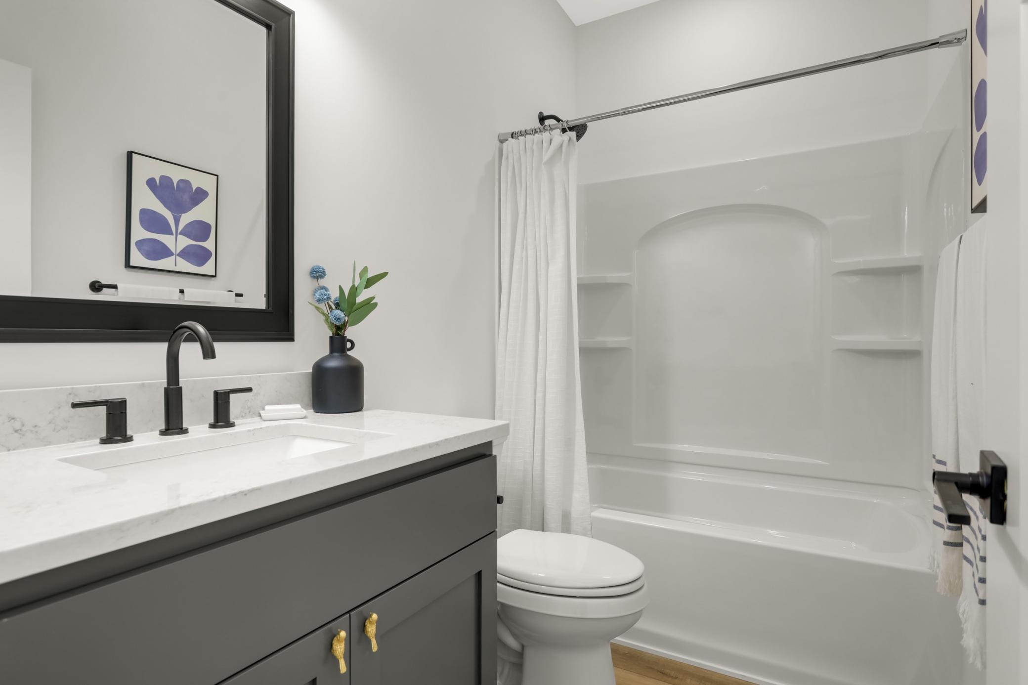 Main Level FULL bath