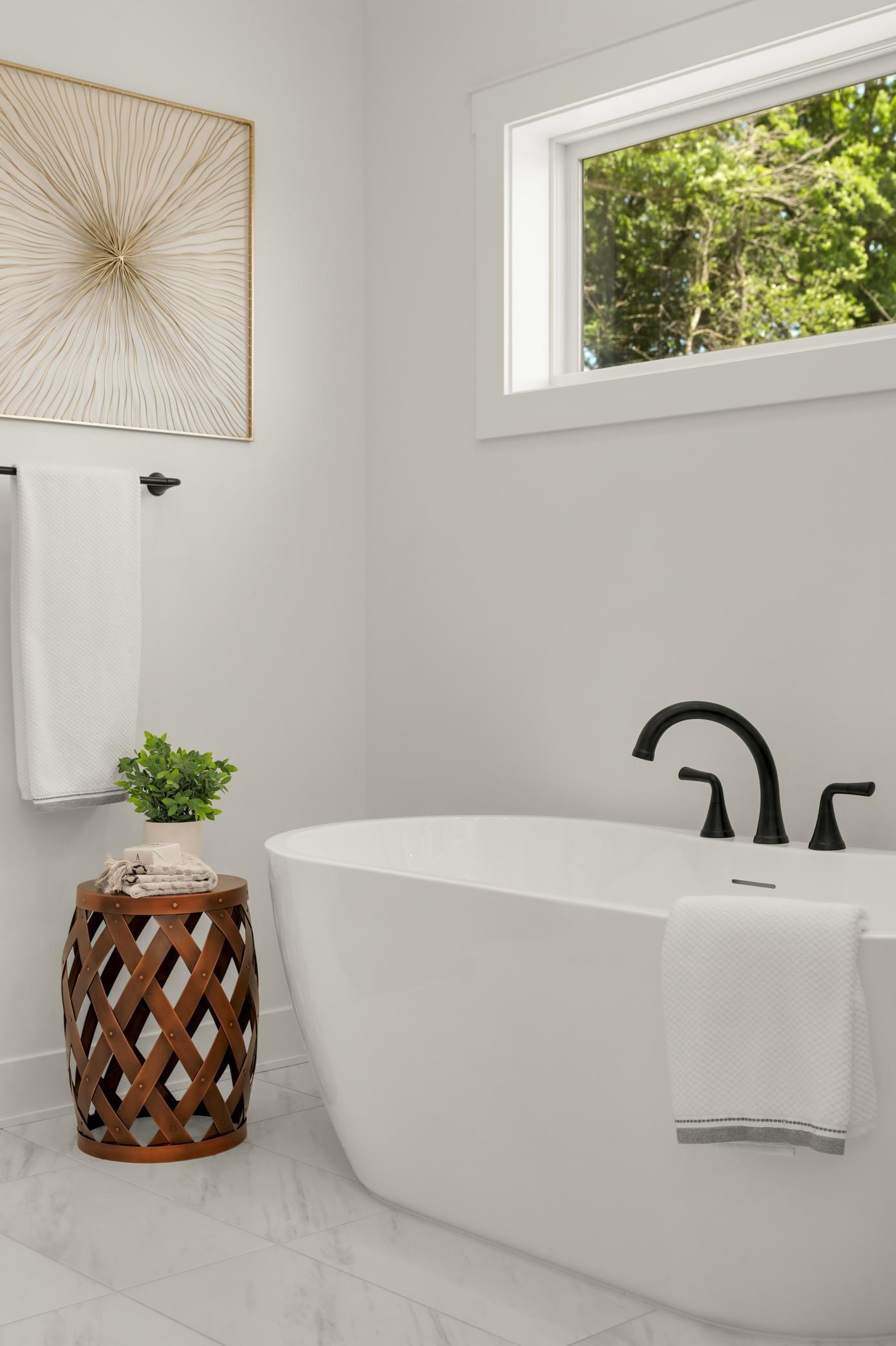 Privacy window illuminates above