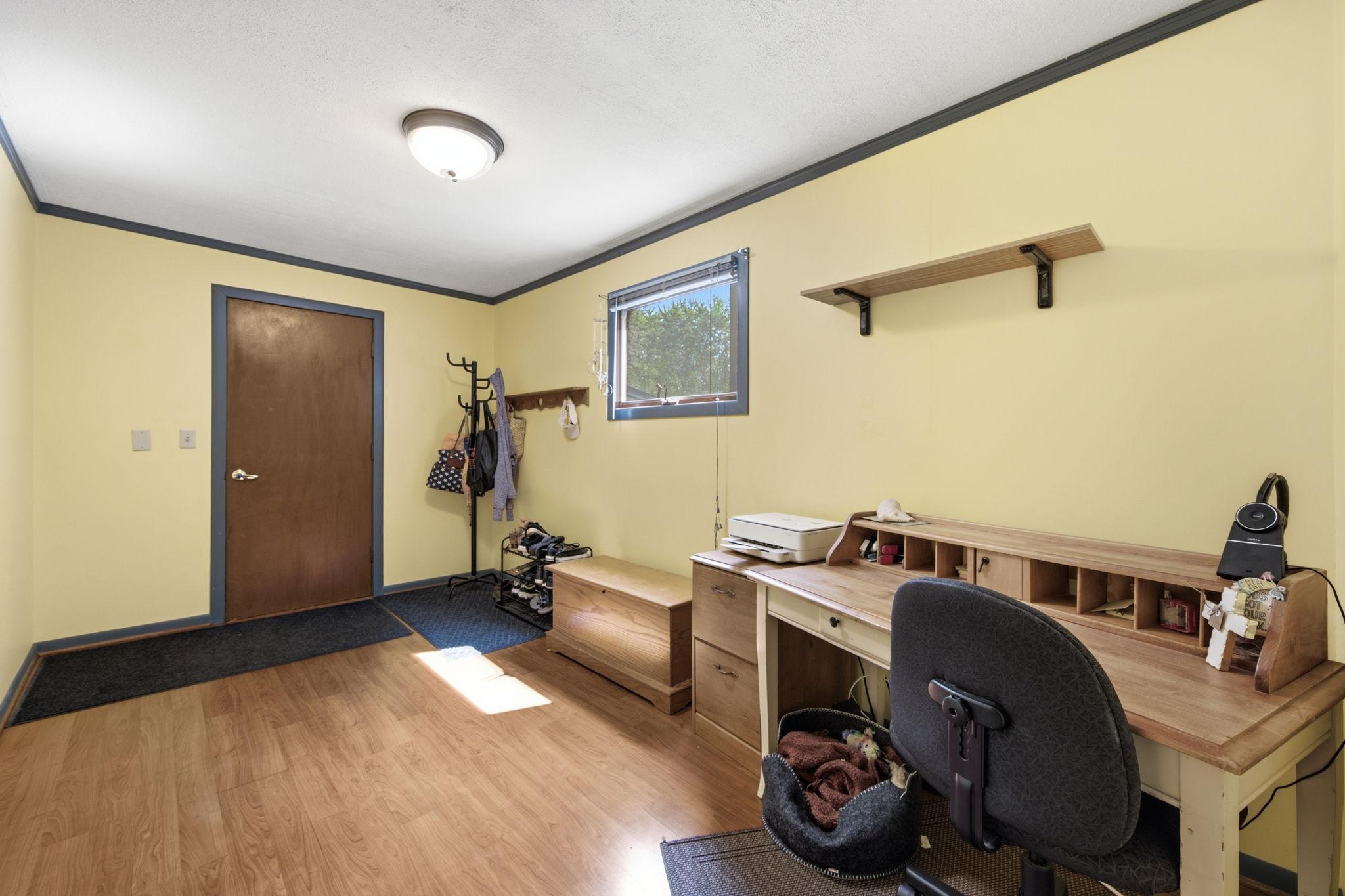 Photo 18