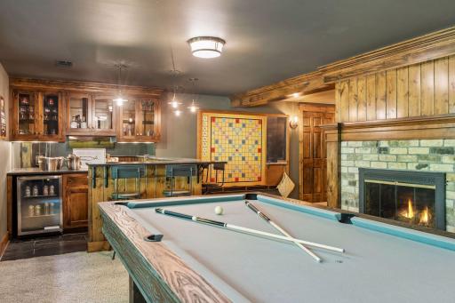 60 Myrtlewood Road, Wayzata, MN 55391