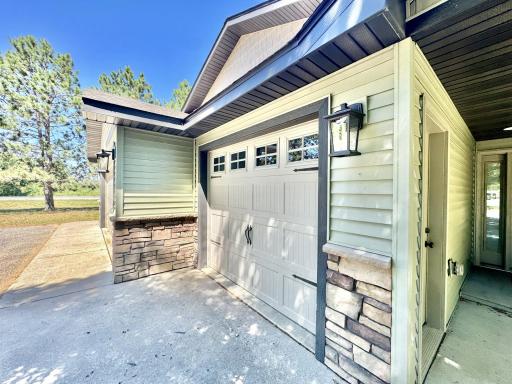 Attached Garage