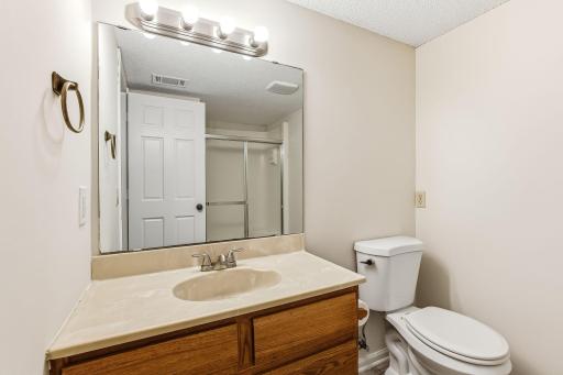 2176 Leyland Alcove, Woodbury, MN 55125