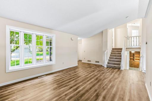 2176 Leyland Alcove, Woodbury, MN 55125