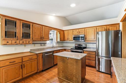 2176 Leyland Alcove, Woodbury, MN 55125