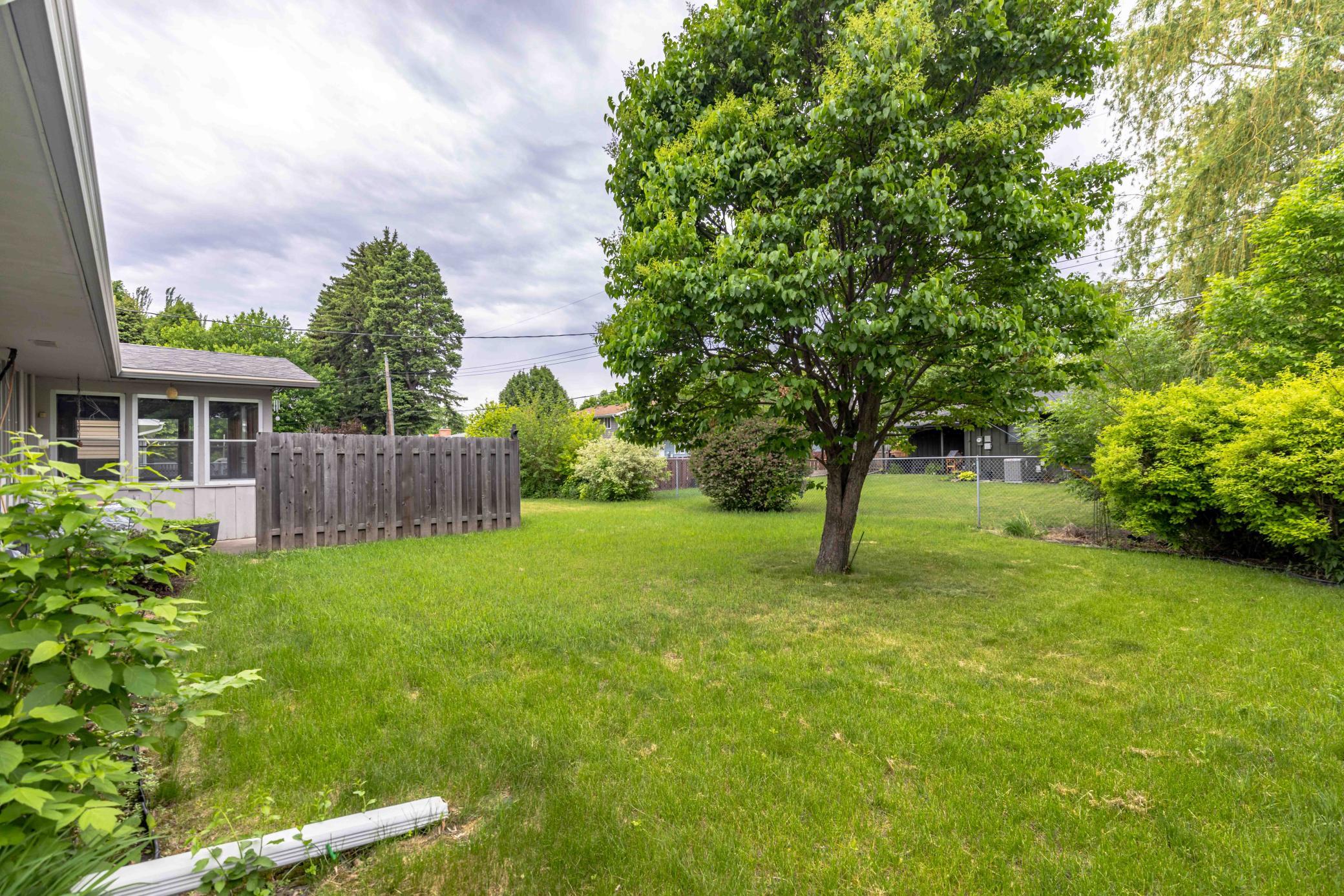 501 23rd Ave S Fargo-14.jpg