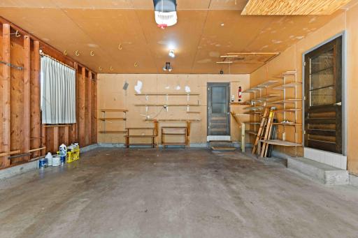 501 23rd Avenue S, Fargo, ND 58103