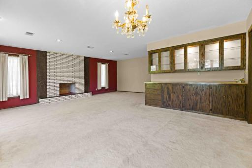 501 23rd Avenue S, Fargo, ND 58103