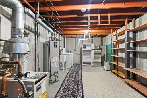 501 23rd Avenue S, Fargo, ND 58103