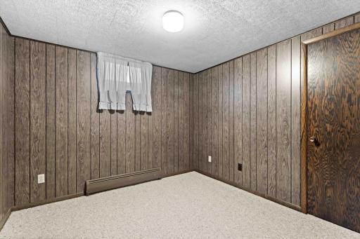 501 23rd Avenue S, Fargo, ND 58103