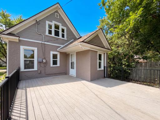 5200 Camden Avenue N, Minneapolis, MN 55430
