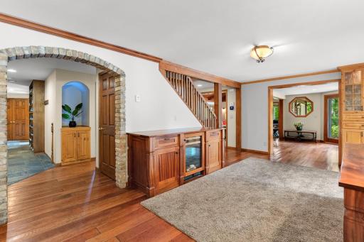 365 Pleasant View Road, Chanhassen, MN 55317