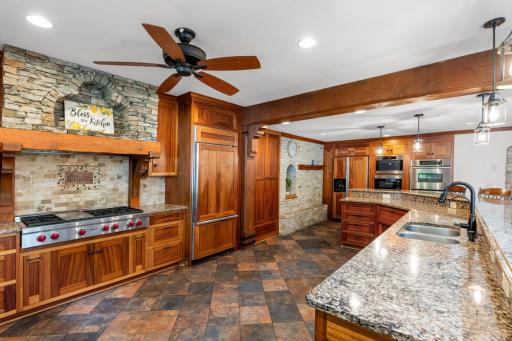 365 Pleasant View Road, Chanhassen, MN 55317