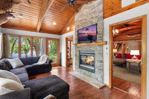 365 Pleasant View Road, Chanhassen, MN 55317
