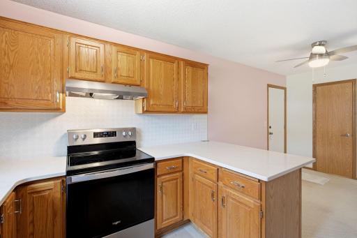 5305 Orleans Lane N, 6, Minneapolis, MN 55442