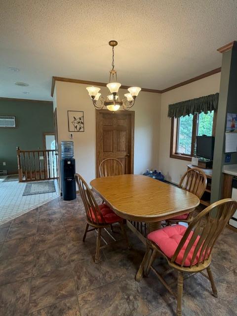 Informal dining area.JPG