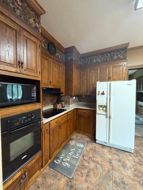 Kitchen area.JPG