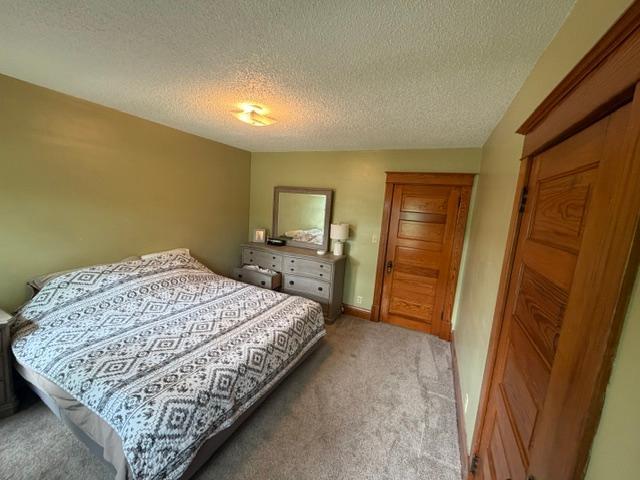 Bed 1.JPG