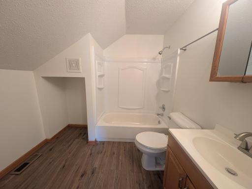 880 Jackson Street, Saint Paul, MN 55117
