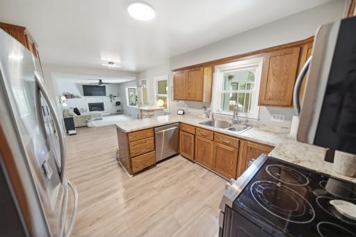 Eat-In Kitchen