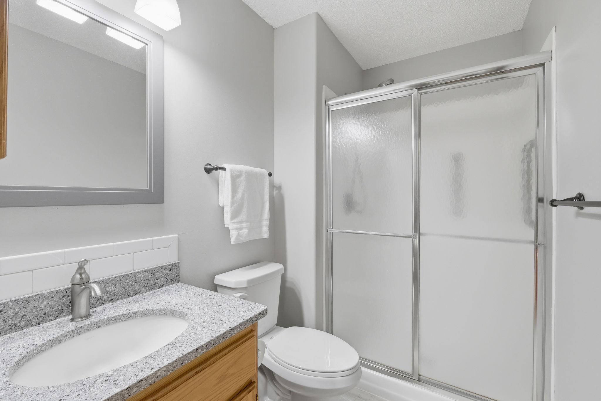 Main floor 3/4 bath