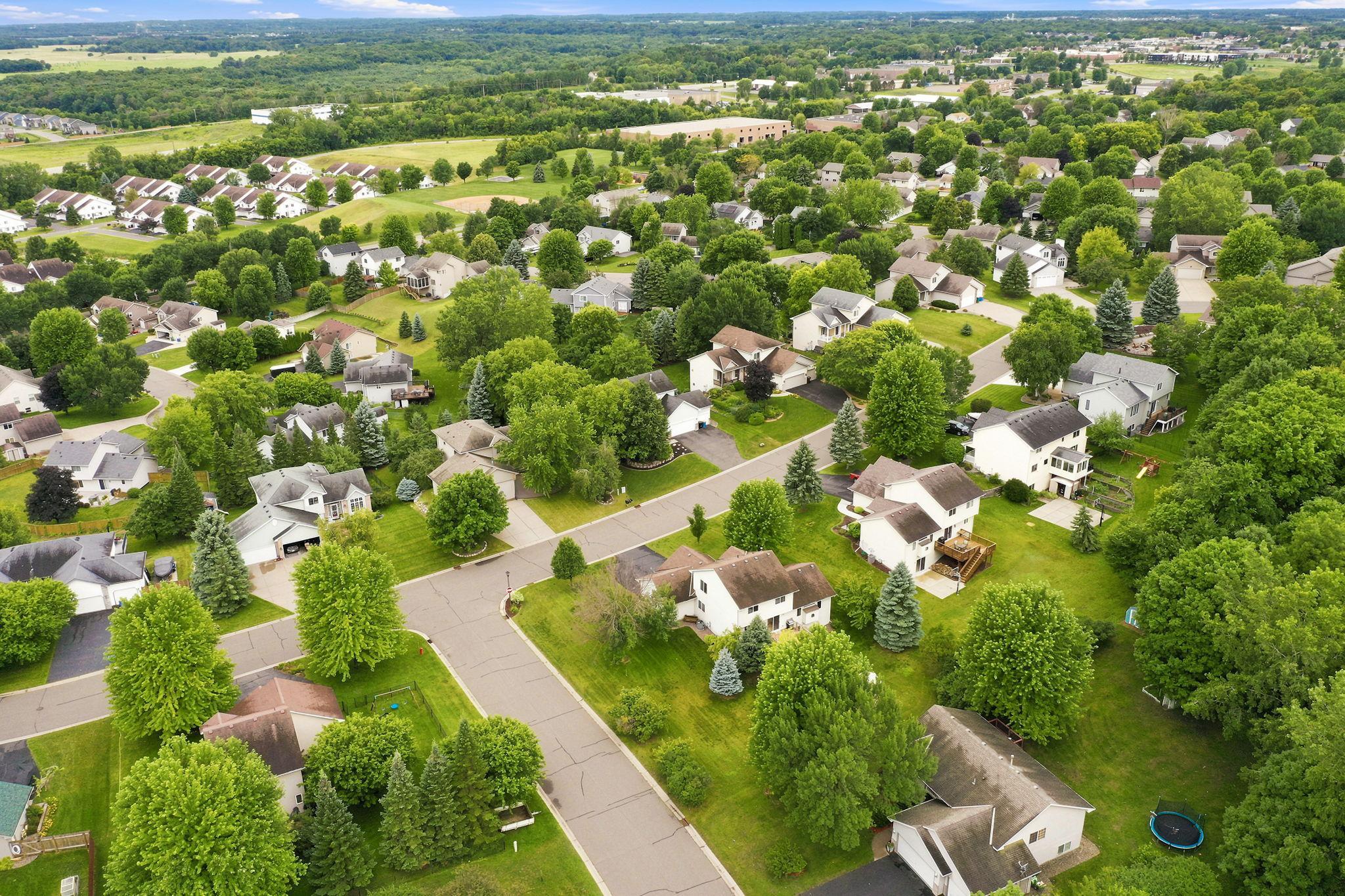 40-web-or-mls-4-print-mcallister%20ave%20Aerial%20%284%29.jpg