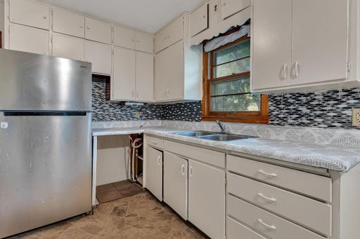 1308 10th Street SW, Willmar, MN 56201