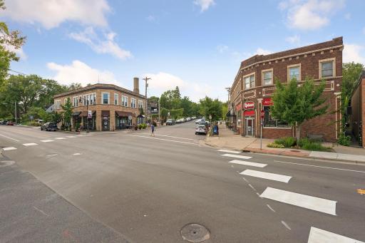 Downtown Bryn Mawr - A convenient commercial hub with coffee shops, restaurants, grocery stores, fitness centers, and everyday essentials, providing quick access to neighborhood amenities.