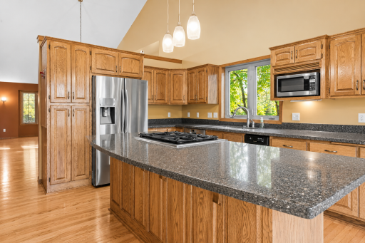 5325 Fernwood Trail, North Branch, MN 55056