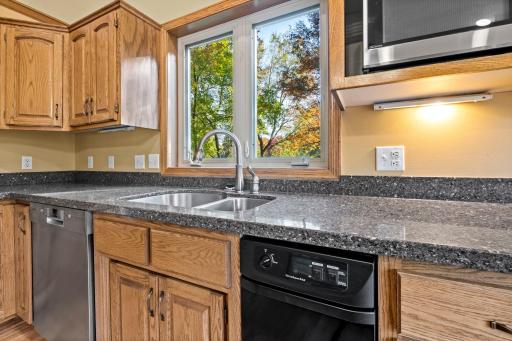 5325 Fernwood Trail, North Branch, MN 55056