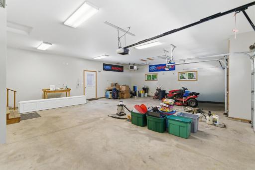 209 1st Avenue SW, Geneva, MN 56035