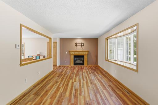 209 1st Avenue SW, Geneva, MN 56035