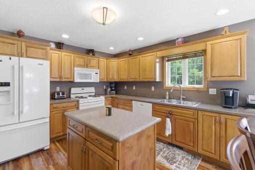 209 1st Avenue SW, Geneva, MN 56035