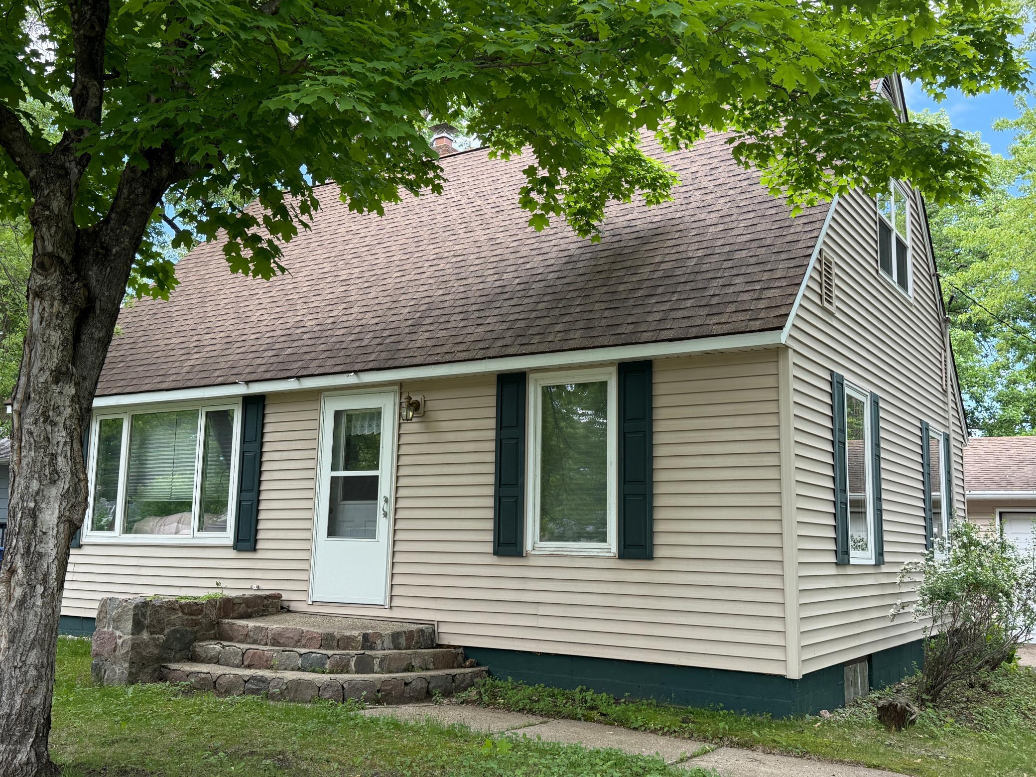 1008 Craig St