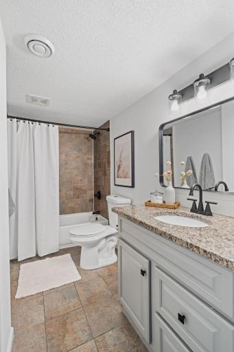 510 Wyoming Street E, Saint Paul, MN 55107